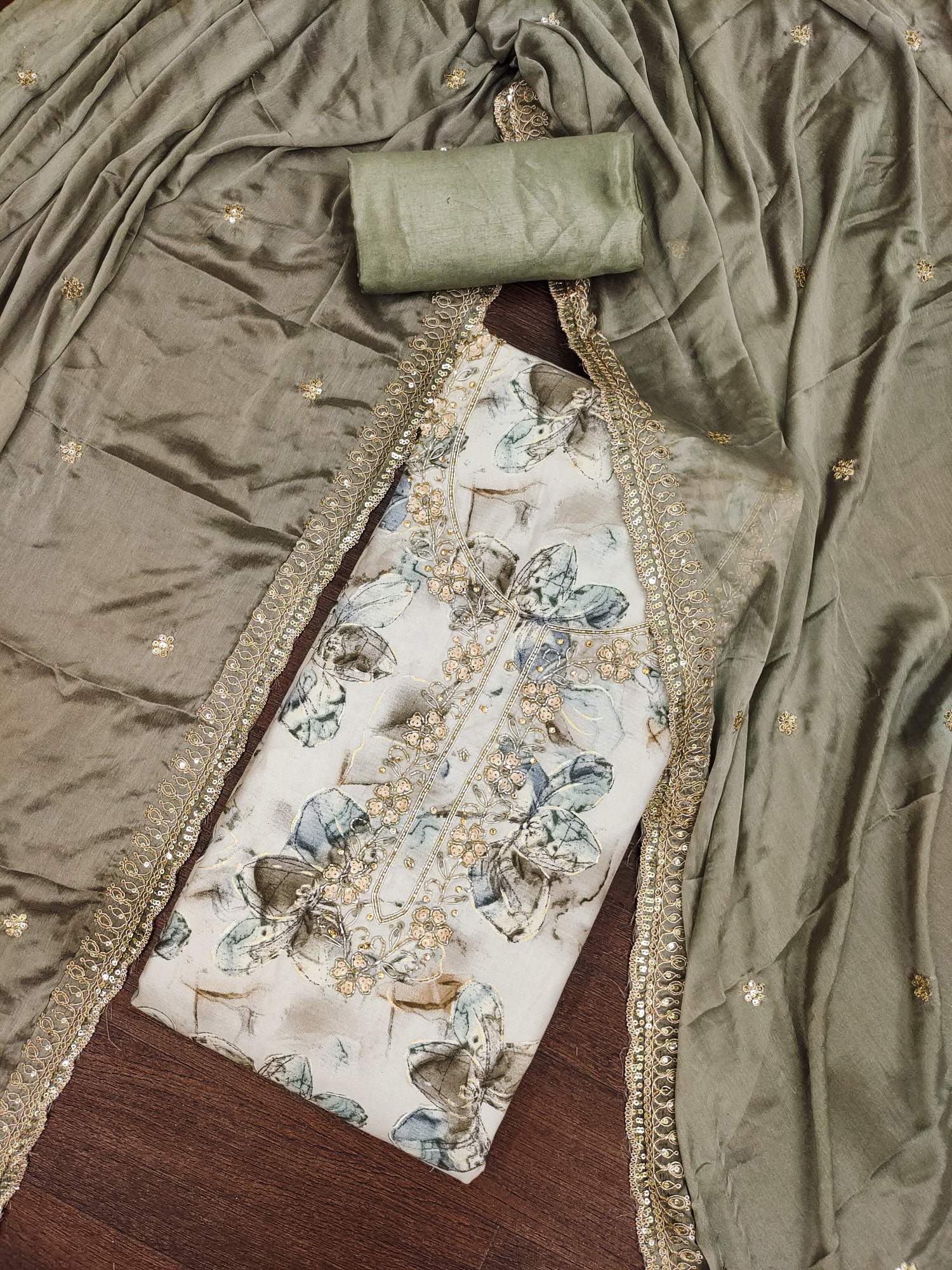 Color_Beige