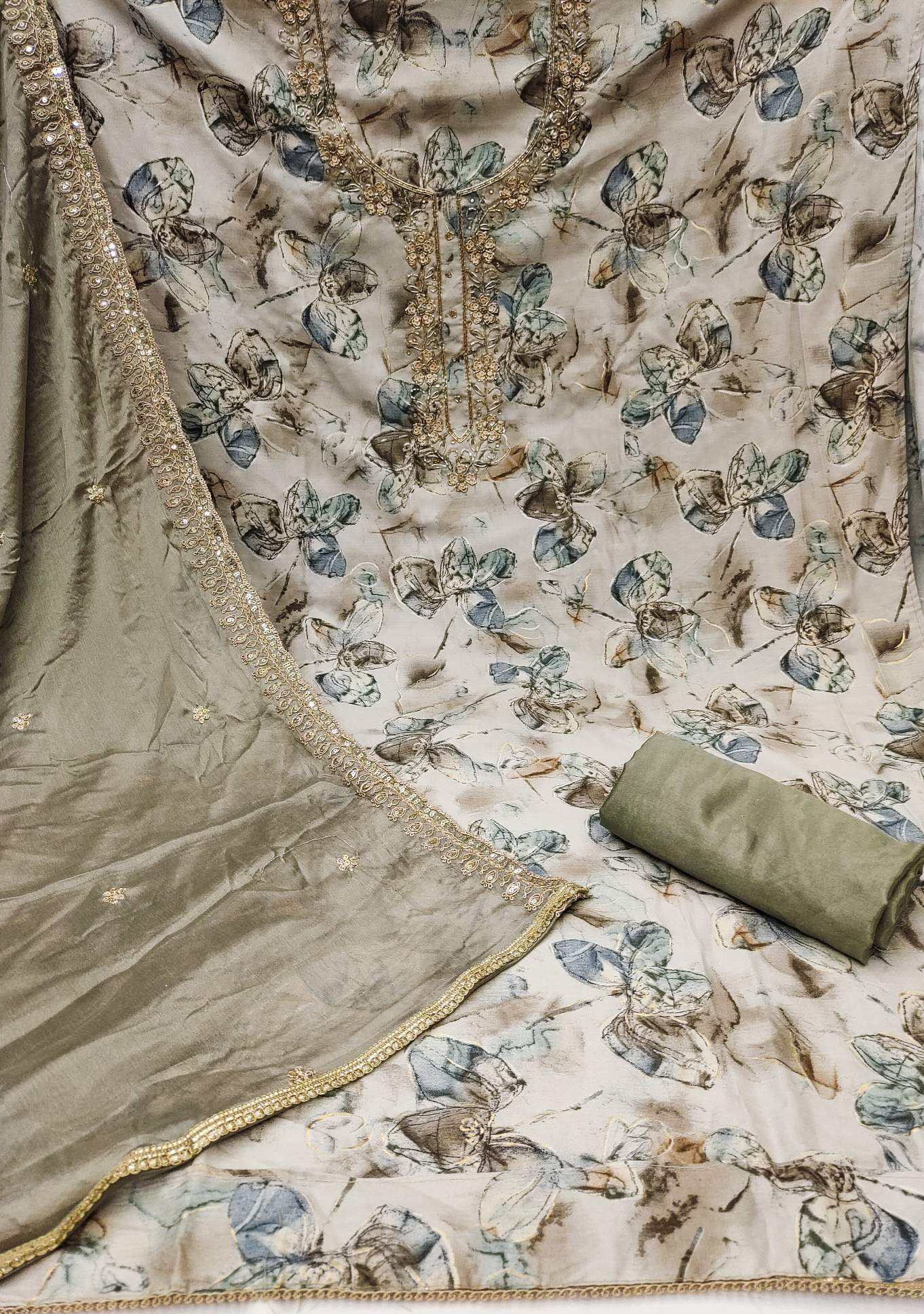 Color_Beige