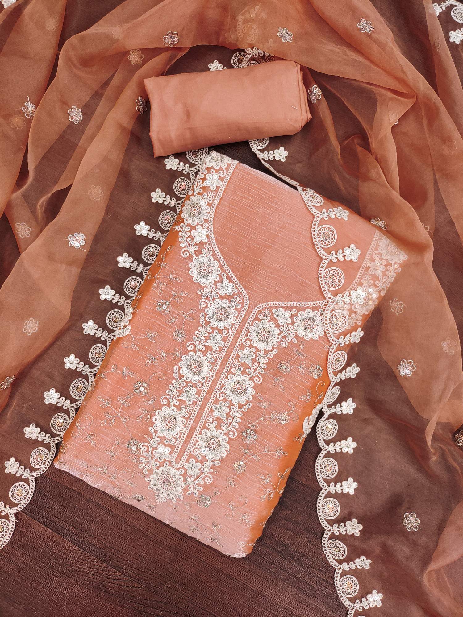 Color_Peach
