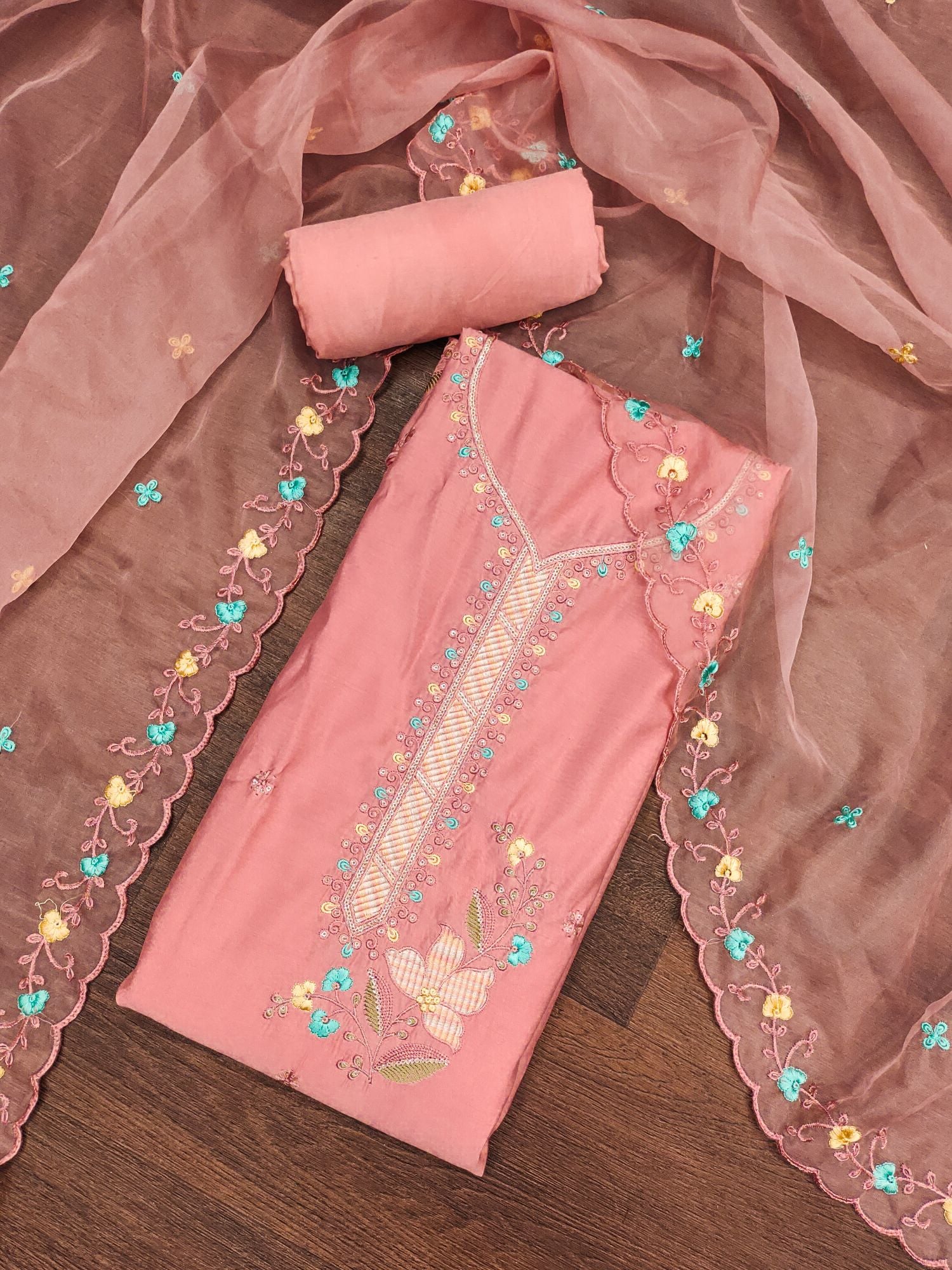 Color_Pink