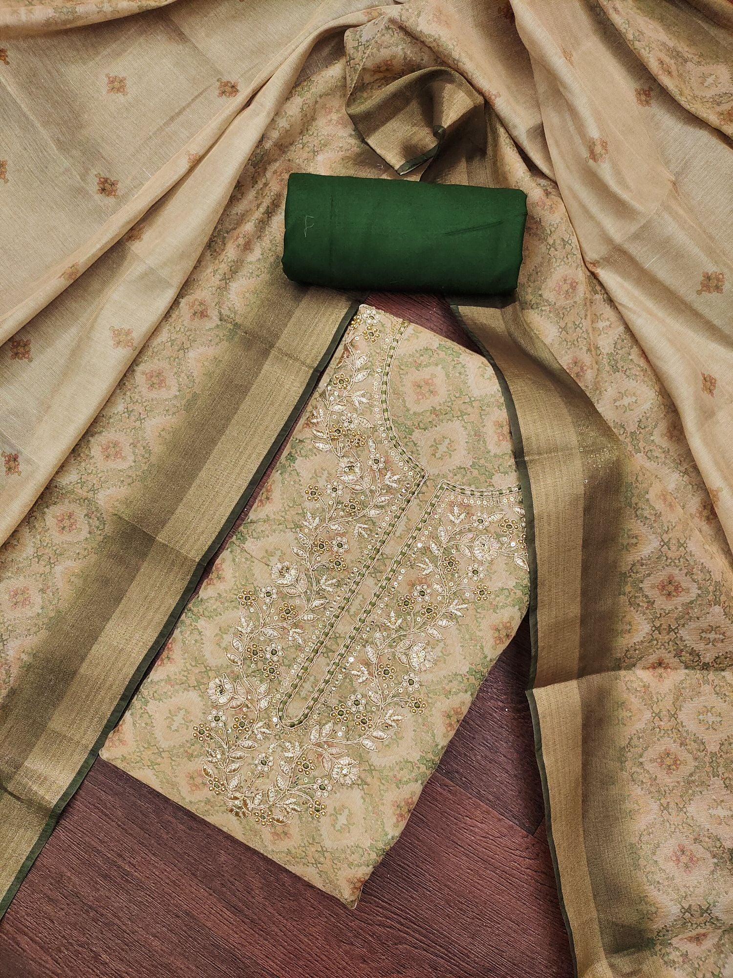 Color_Beige