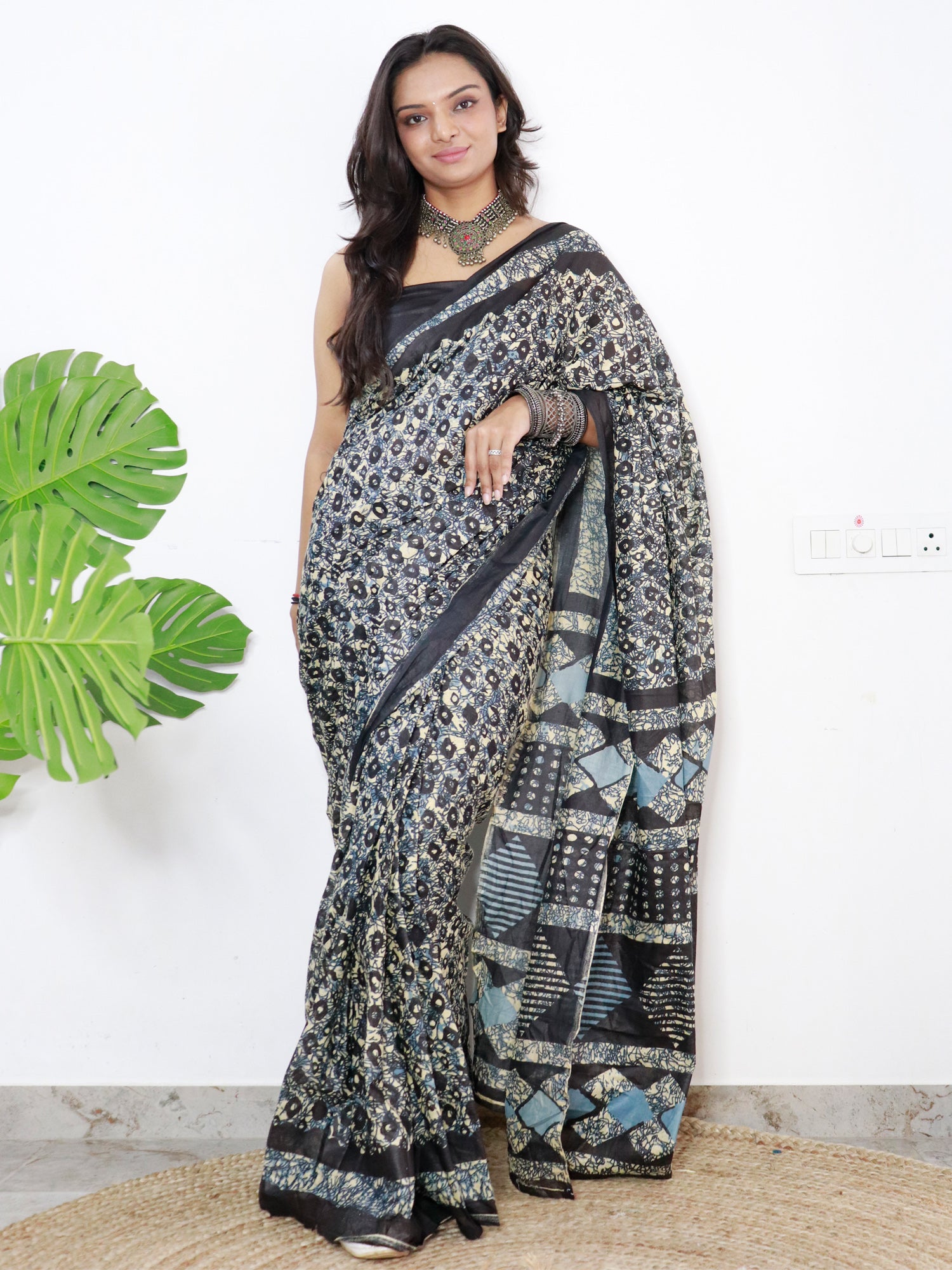 Women's Cotton Black Printed Designer Saree With Blouse Piece - Saree Mall