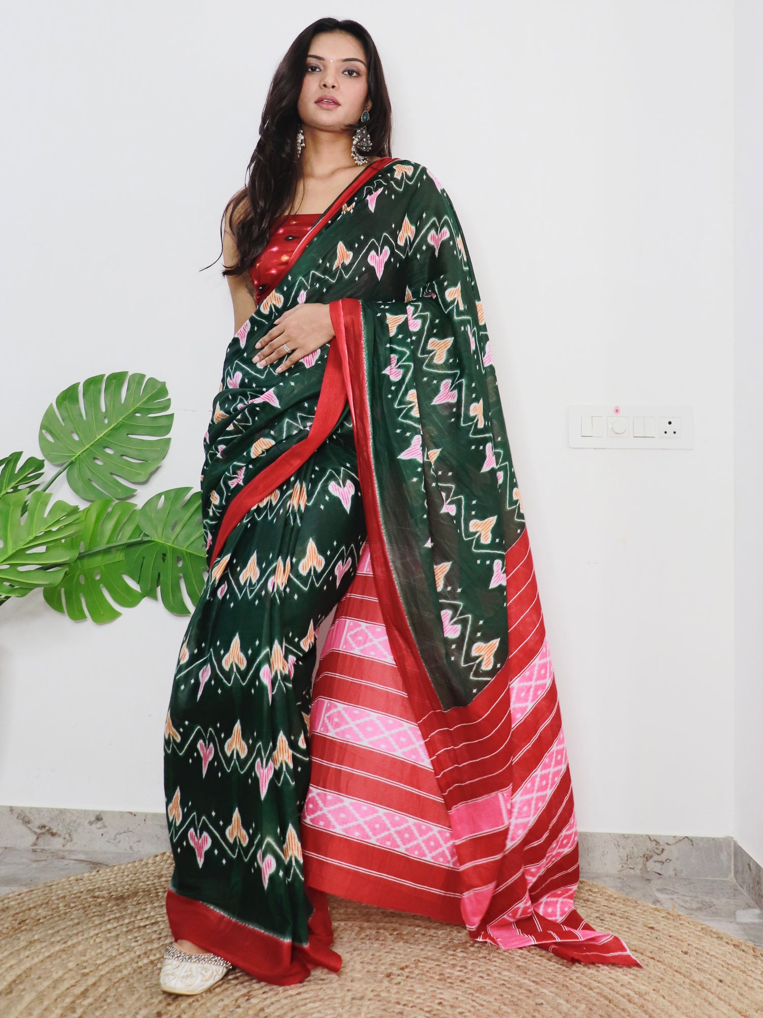 Women's Cotton Green Printed Designer Saree With Blouse Piece - Saree Mall