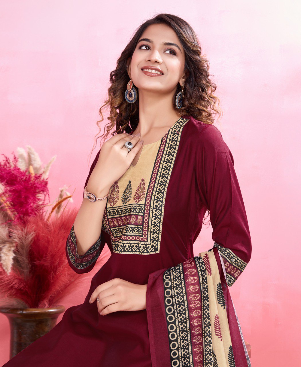 Color_maroon