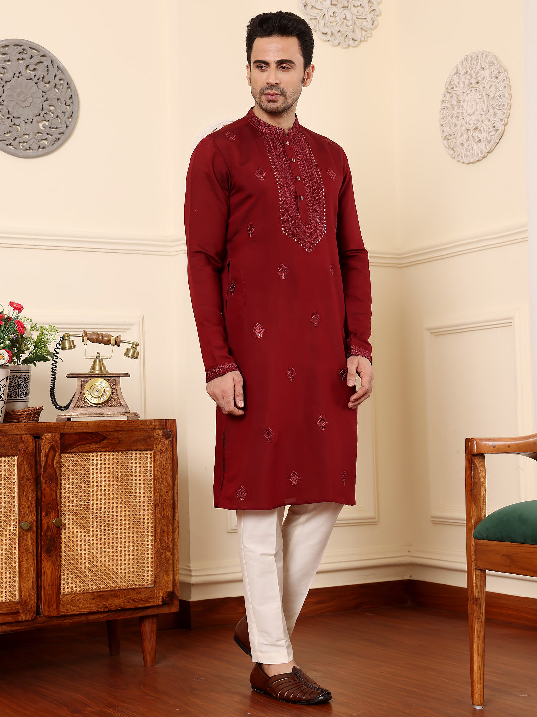 Color_Maroon