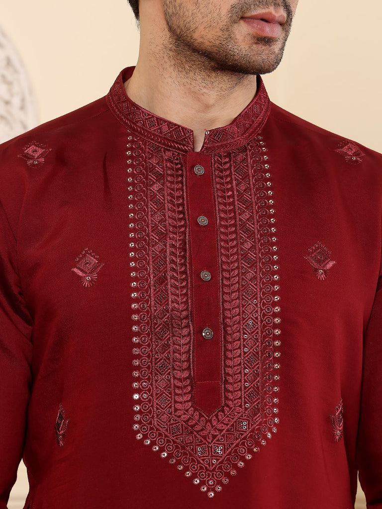 Color_Maroon