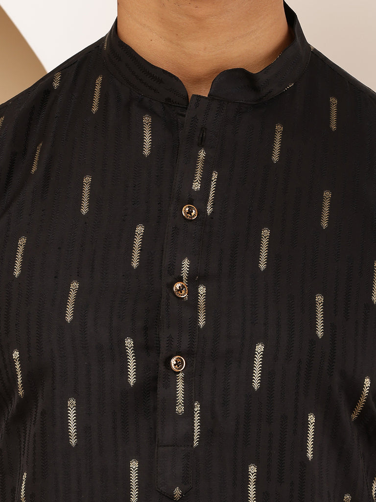 Color_Black