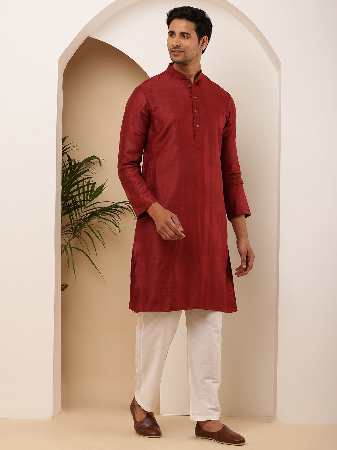 Color_Maroon