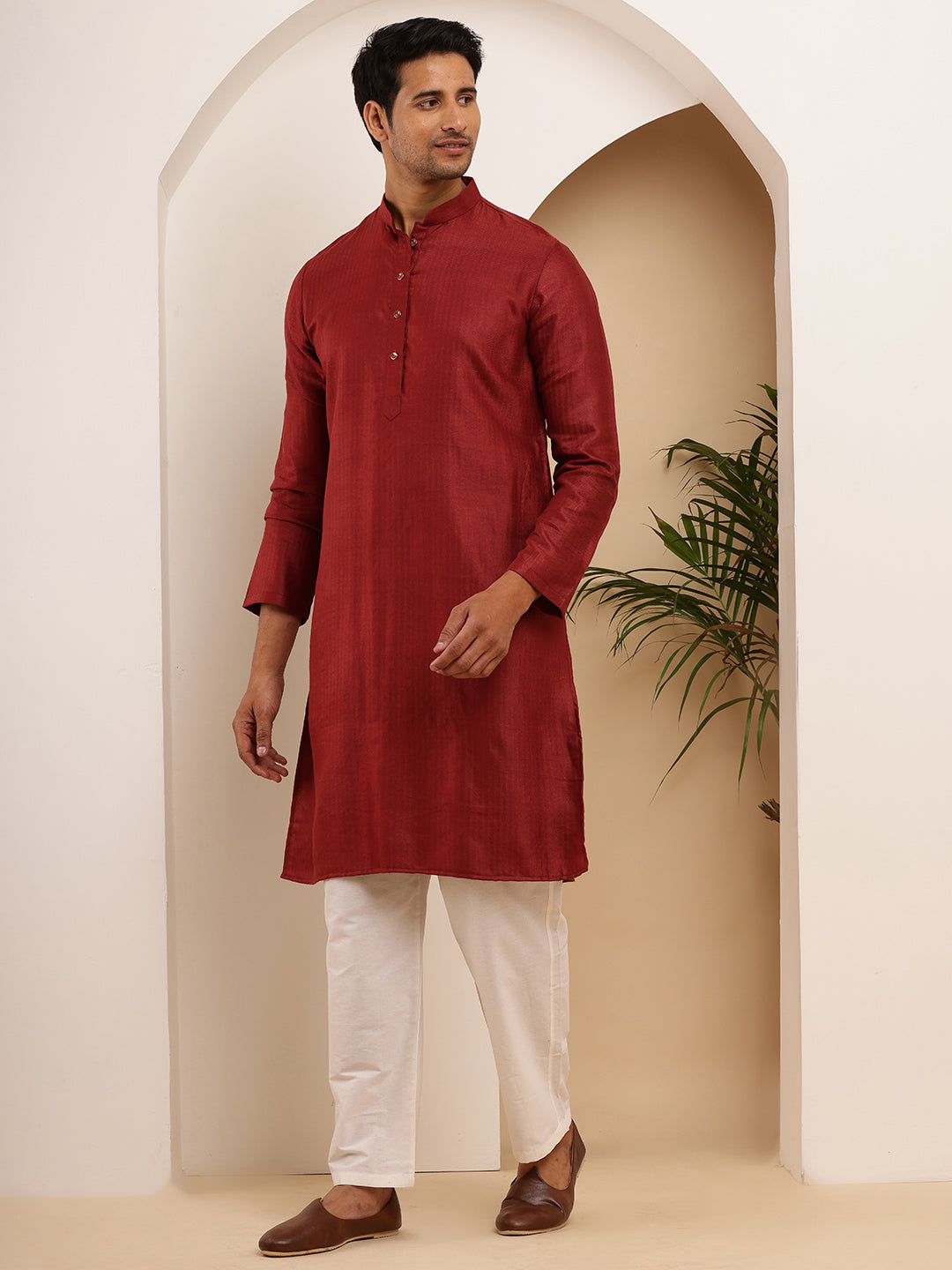 Color_Maroon