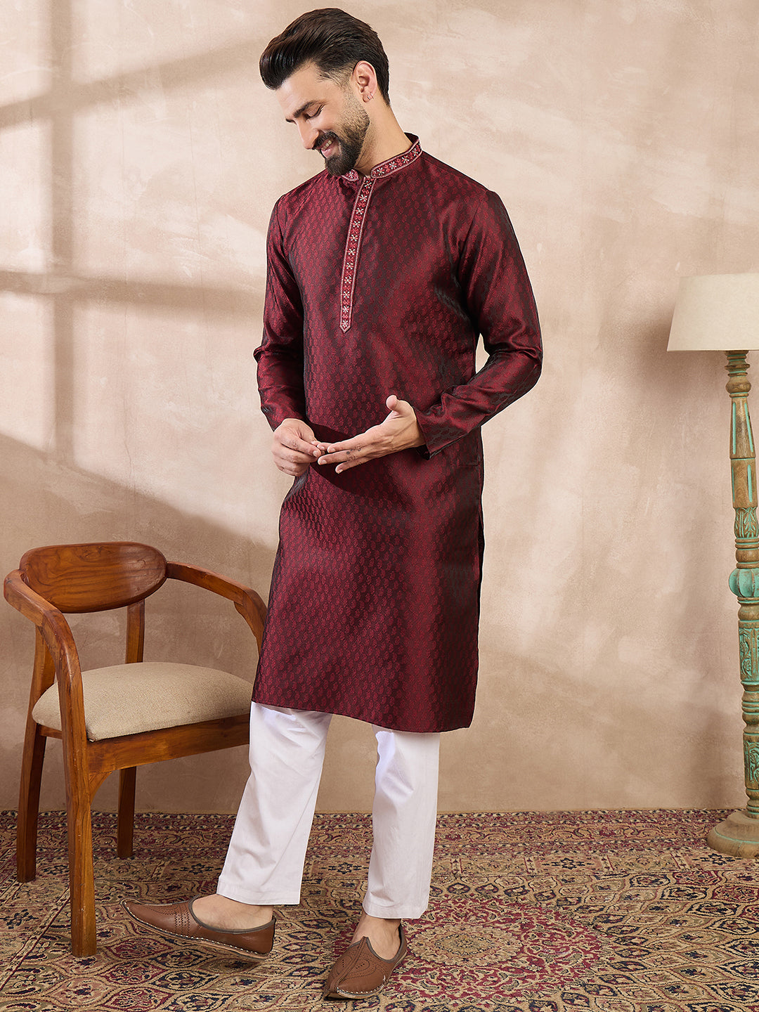 Color_Maroon