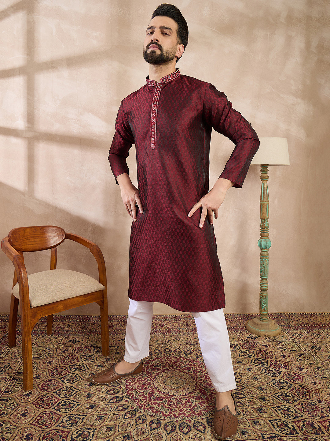 Color_Maroon