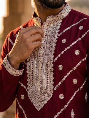 Color_Maroon