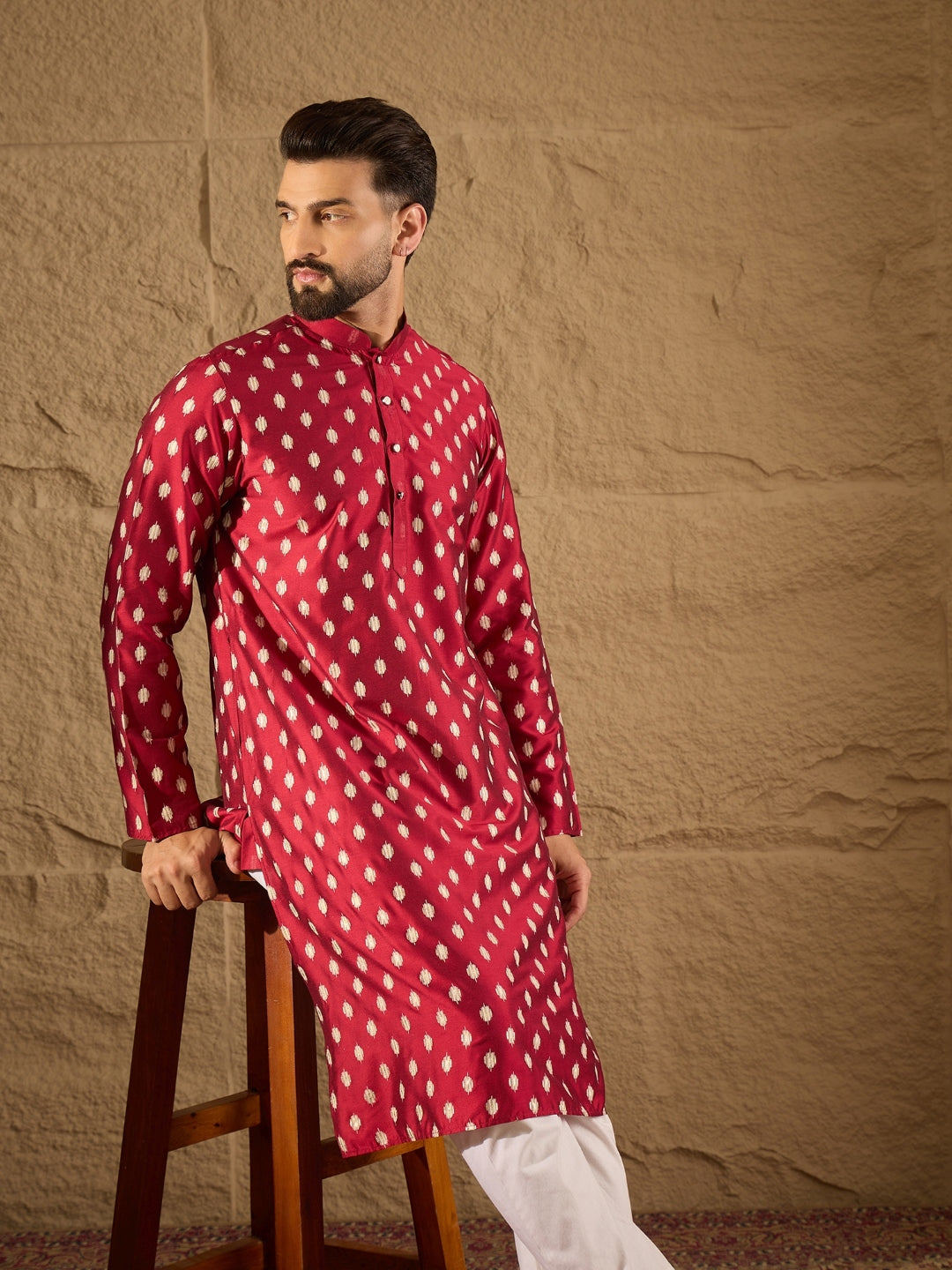Color_Maroon