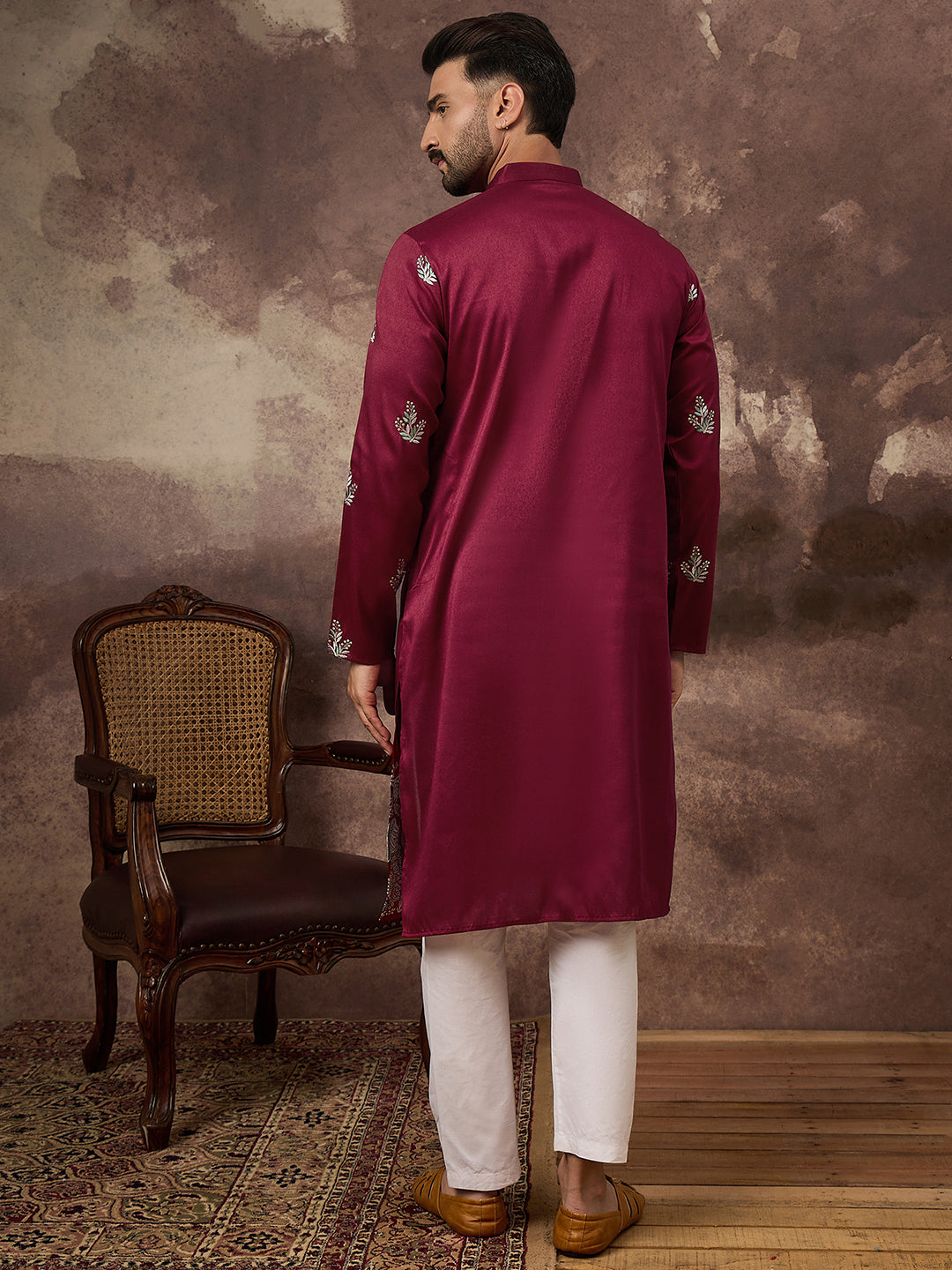 Color_Maroon