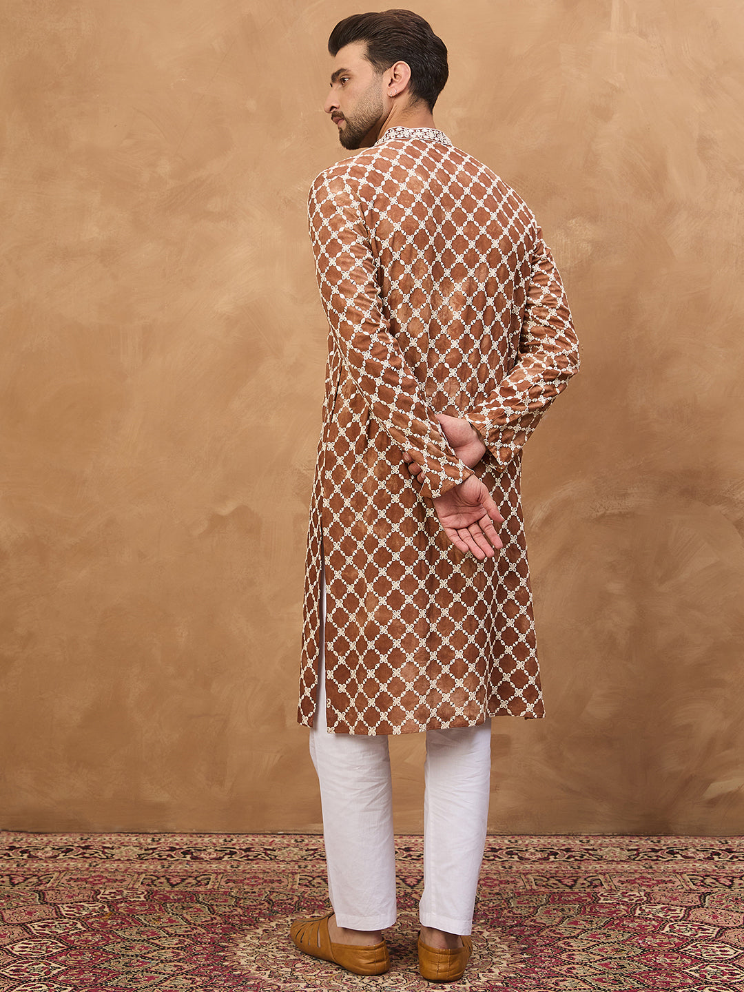 Color_Brown