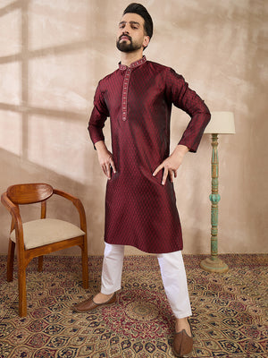 Color_Maroon