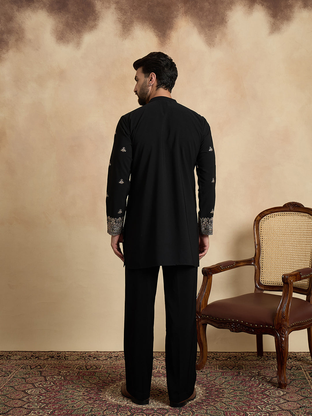 Color_Black