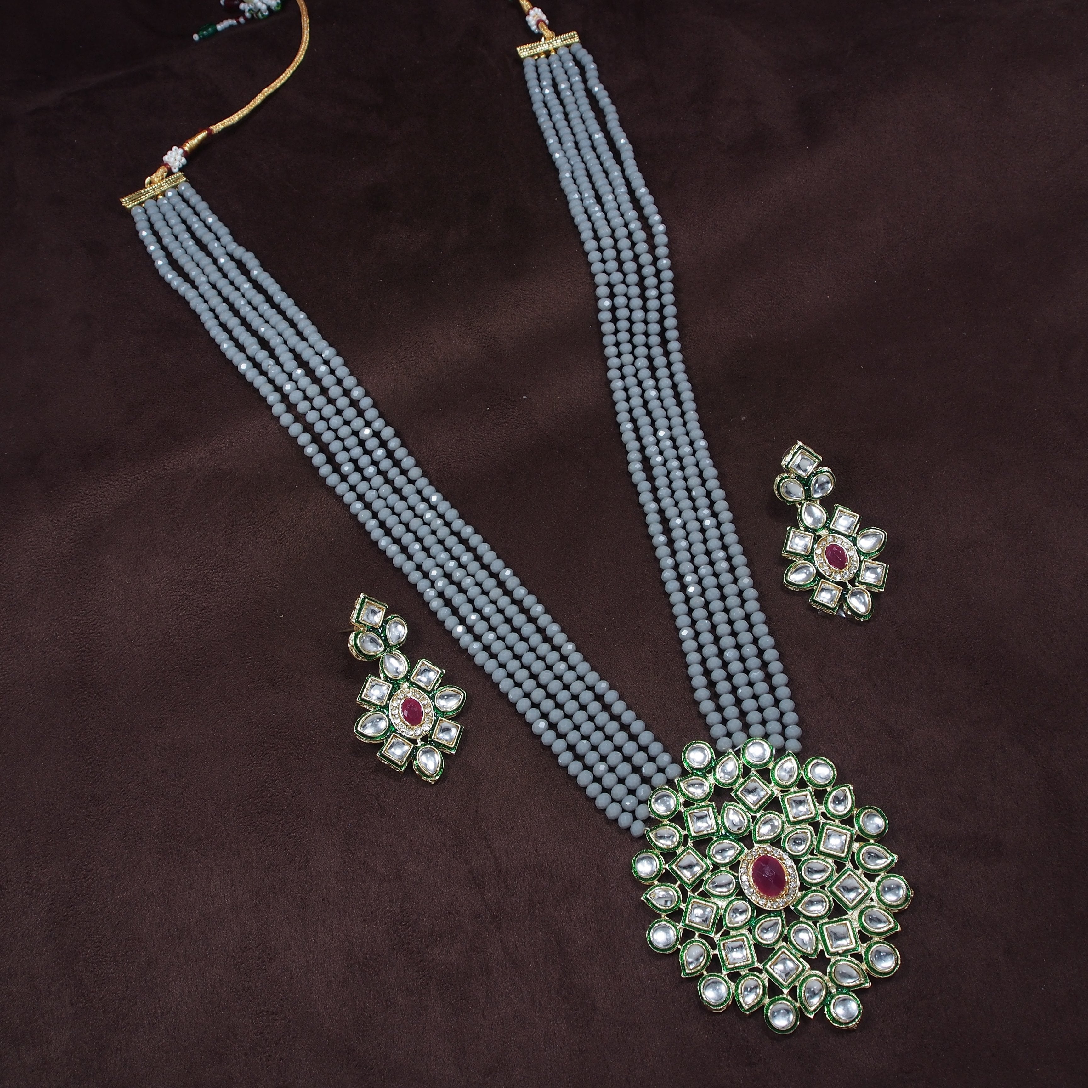 Women's 5 Layered Grey Onyx Crystal Beads Necklace Set Glided With Uncut Polki Kundan