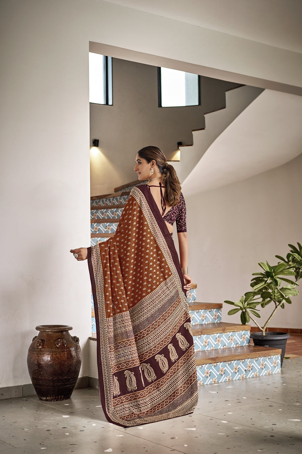 Color_Brown