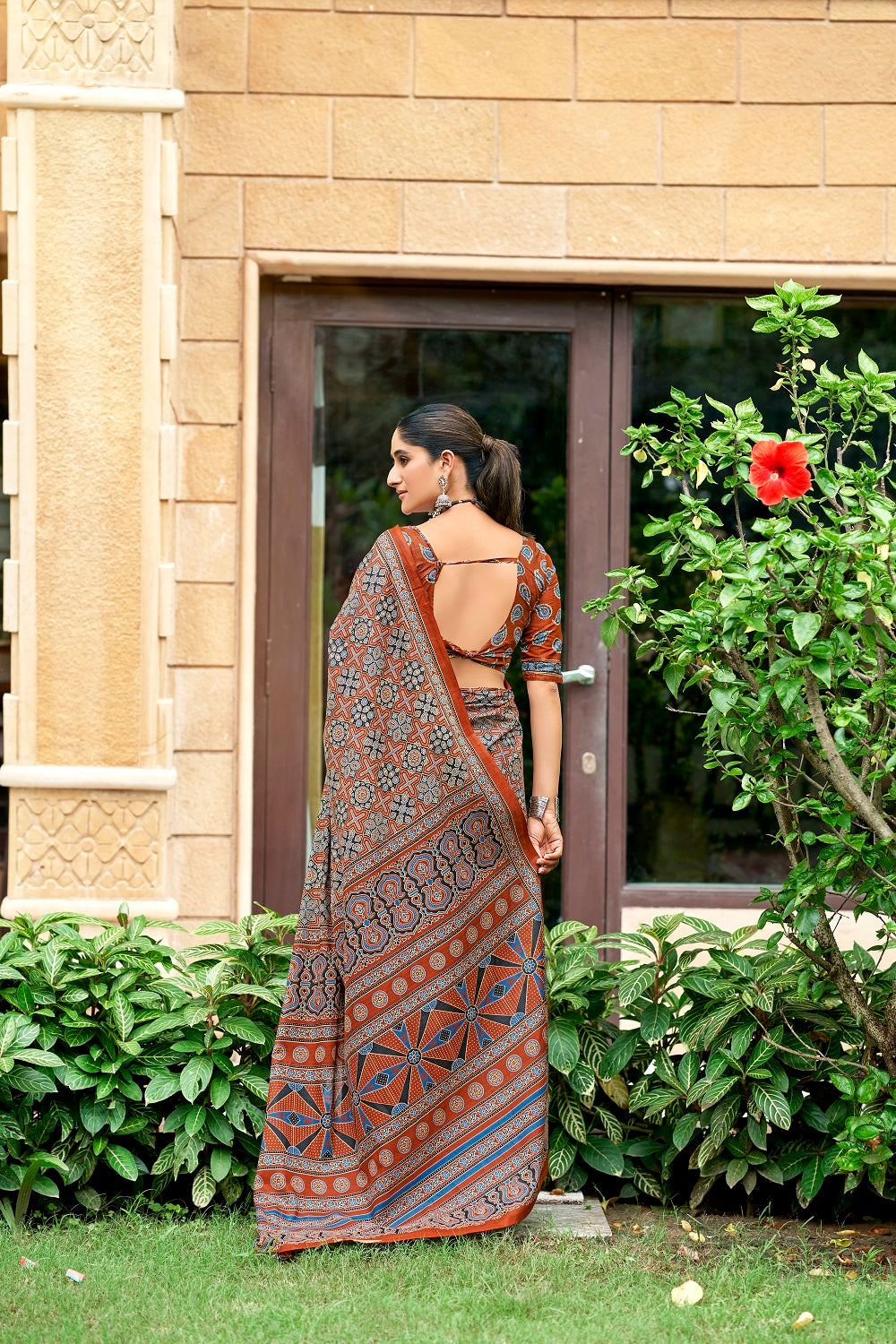 Color_Brown
