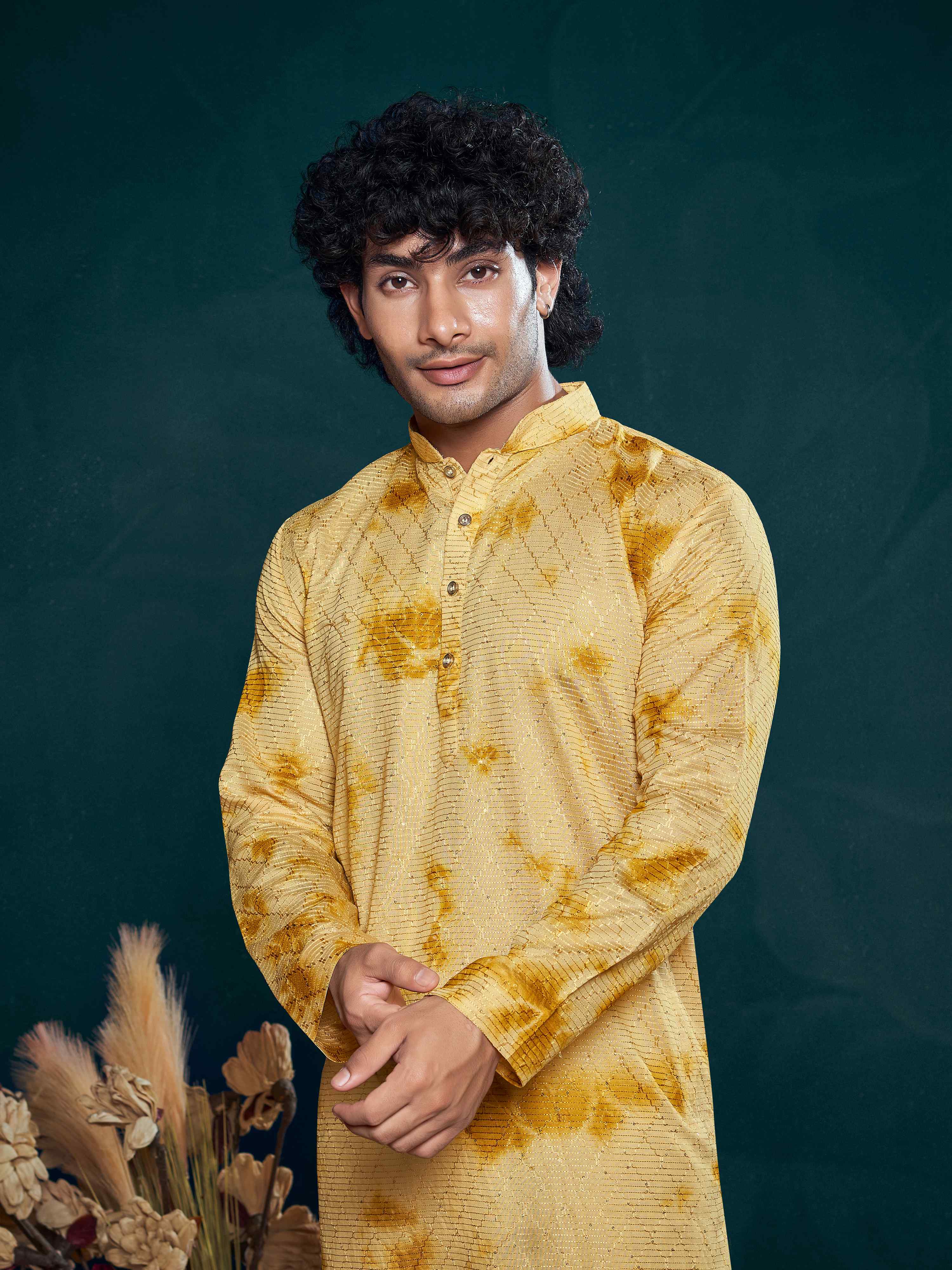Color_YELLOW