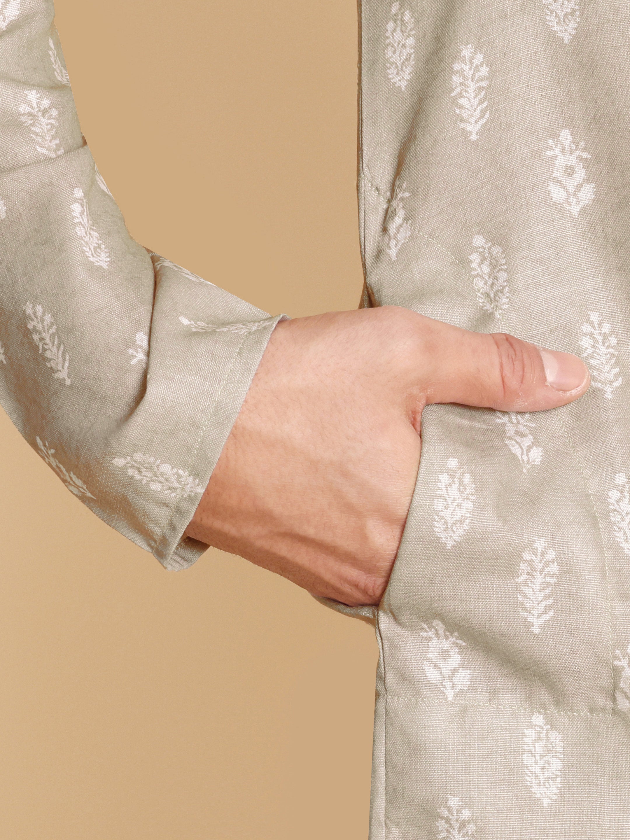 Color_BEIGE