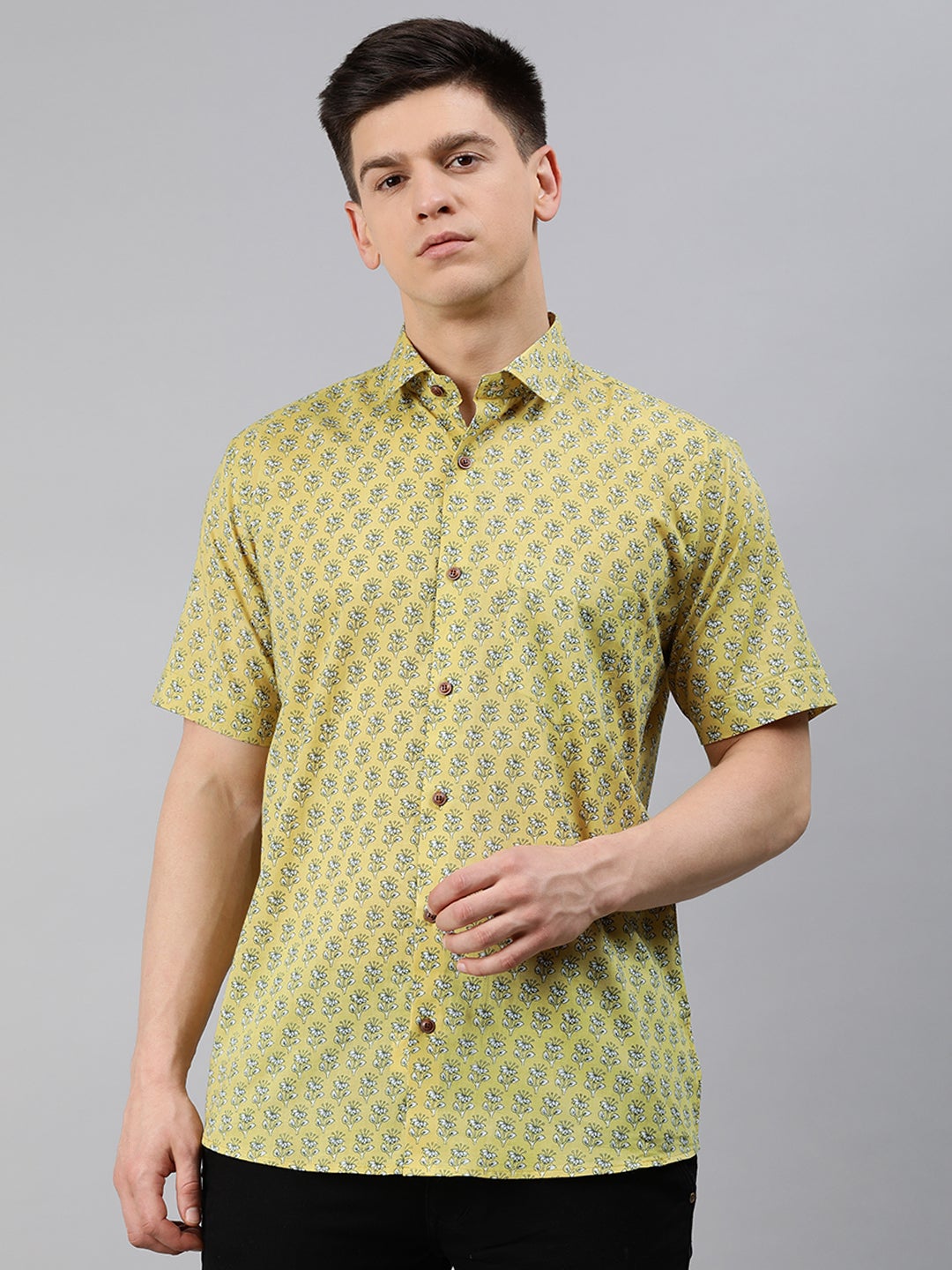 Men's Mustard Cotton Short Sleeves Shirts For Men - Taantav