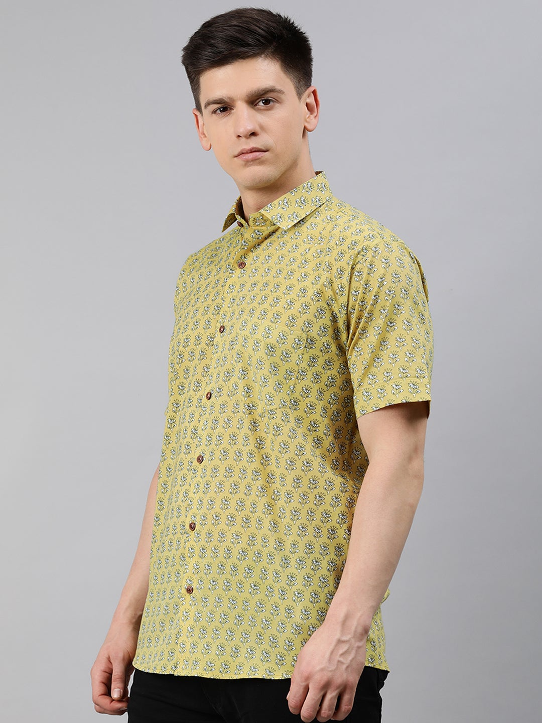 Men's Mustard Cotton Short Sleeves Shirts For Men - Taantav