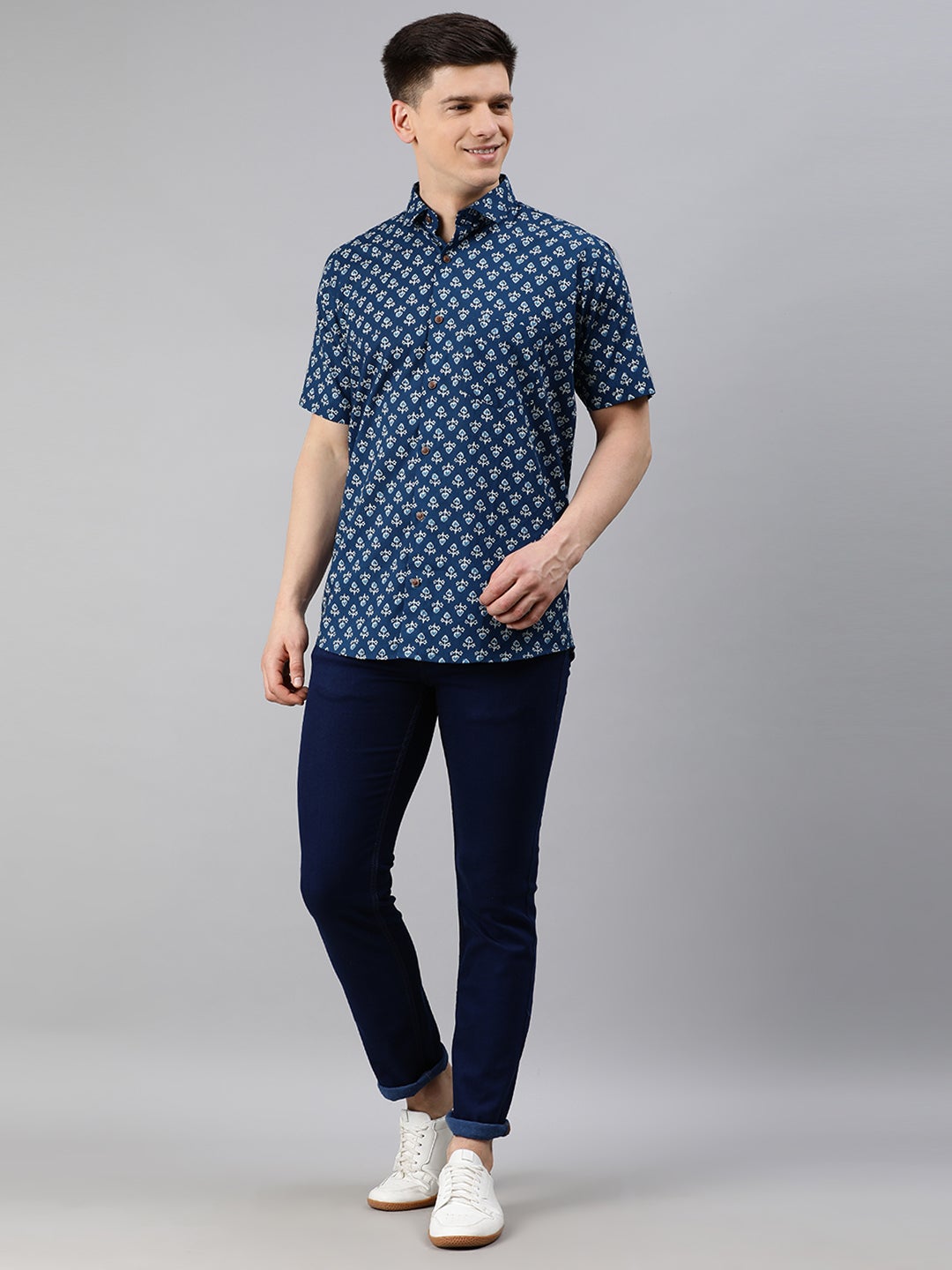 Men's Blue Cotton Short Sleeves Shirts For Men - Taantav