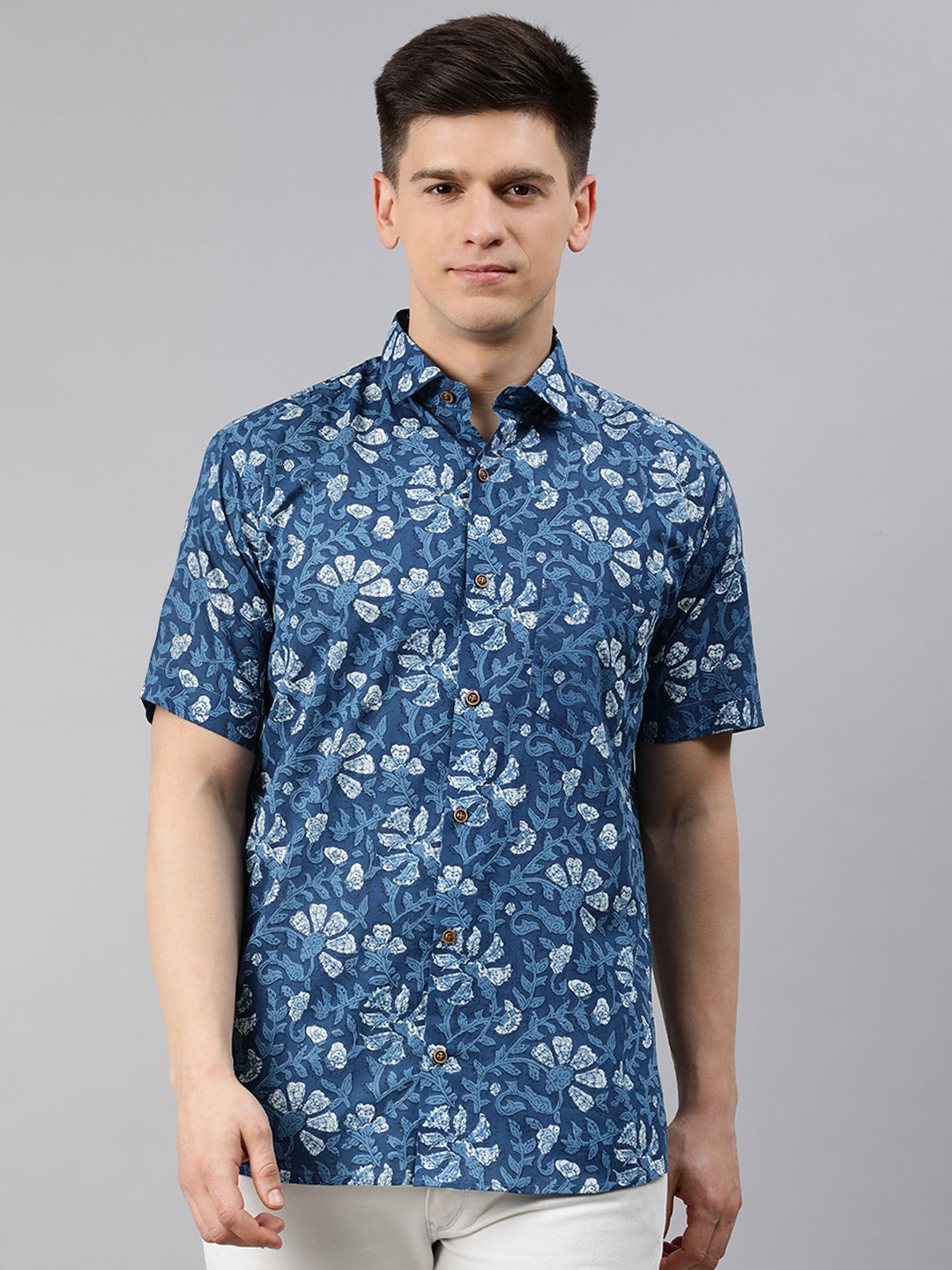 Men's Blue Cotton Short Sleeves Shirts For Men - Taantav