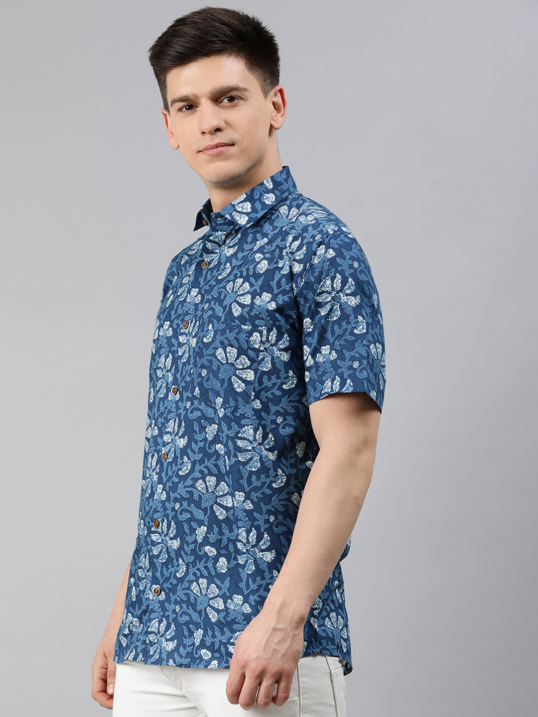 Men's Blue Cotton Short Sleeves Shirts For Men - Taantav