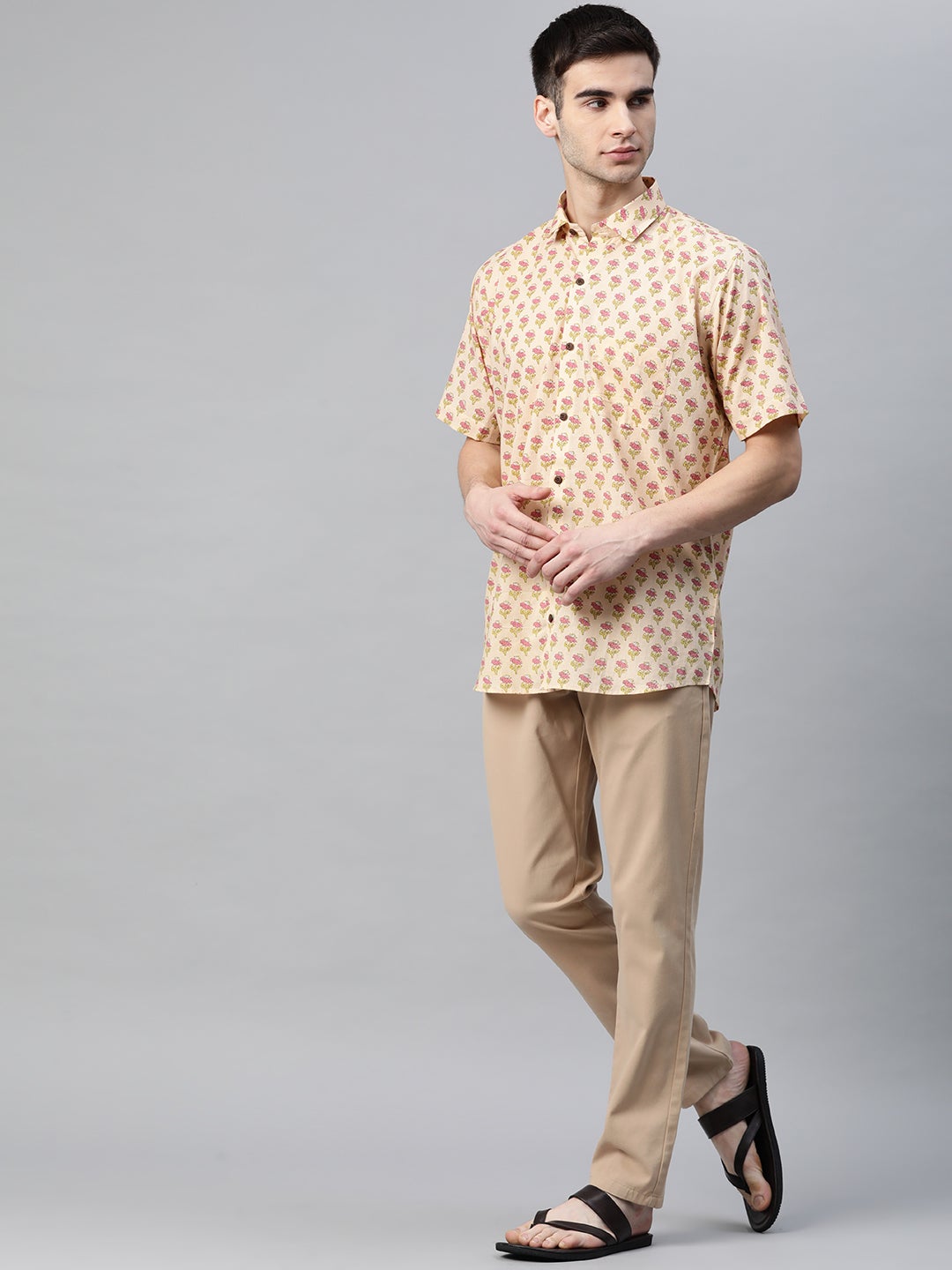 Men's Beige Cotton Half Sleeves Shirt - Taantav