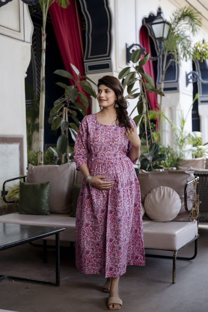 Women's Lavender Printed Flared Maternity Dress