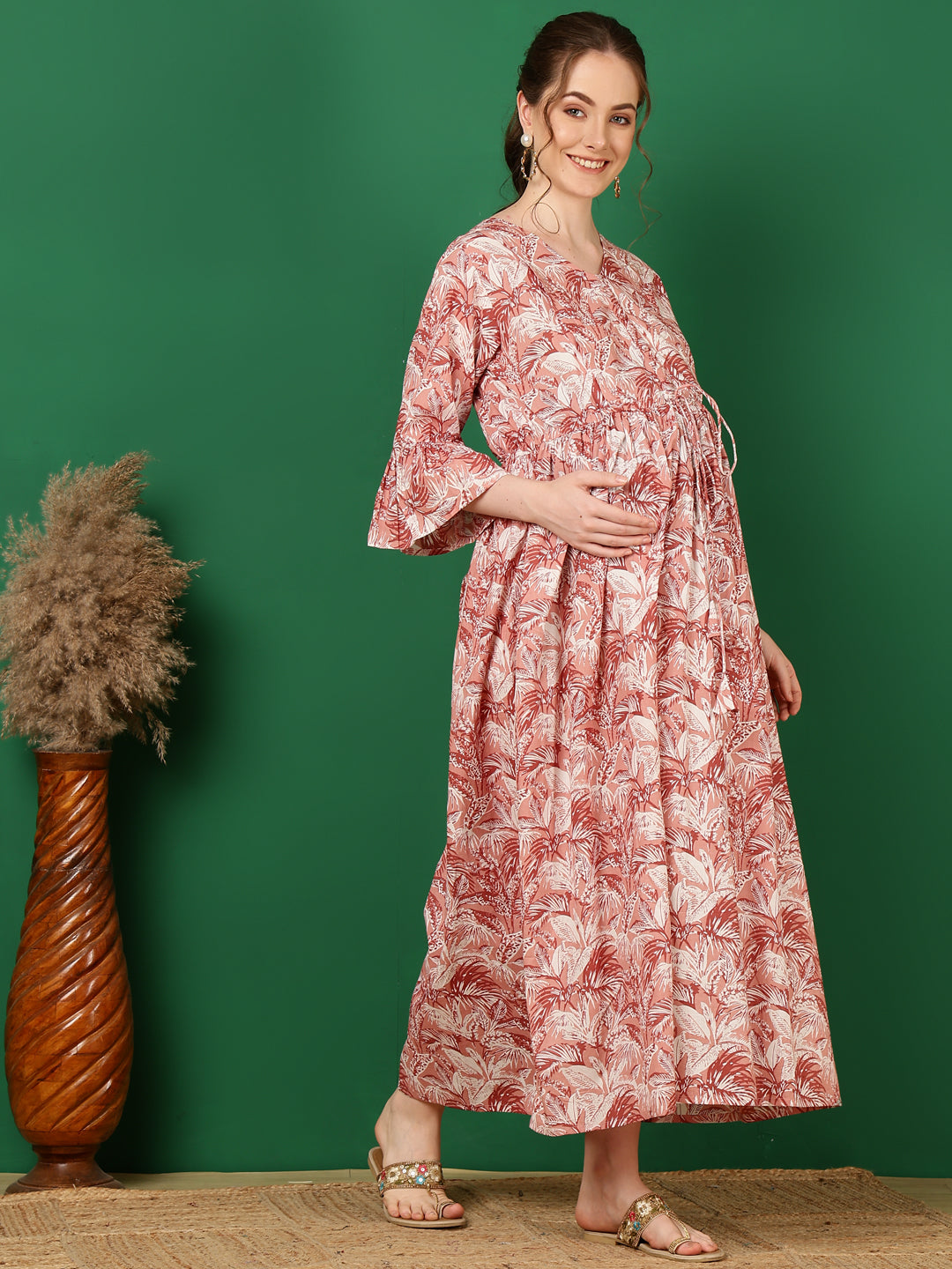 Women's Mauve Floral Printed Flared Maternity Dress - Taantav