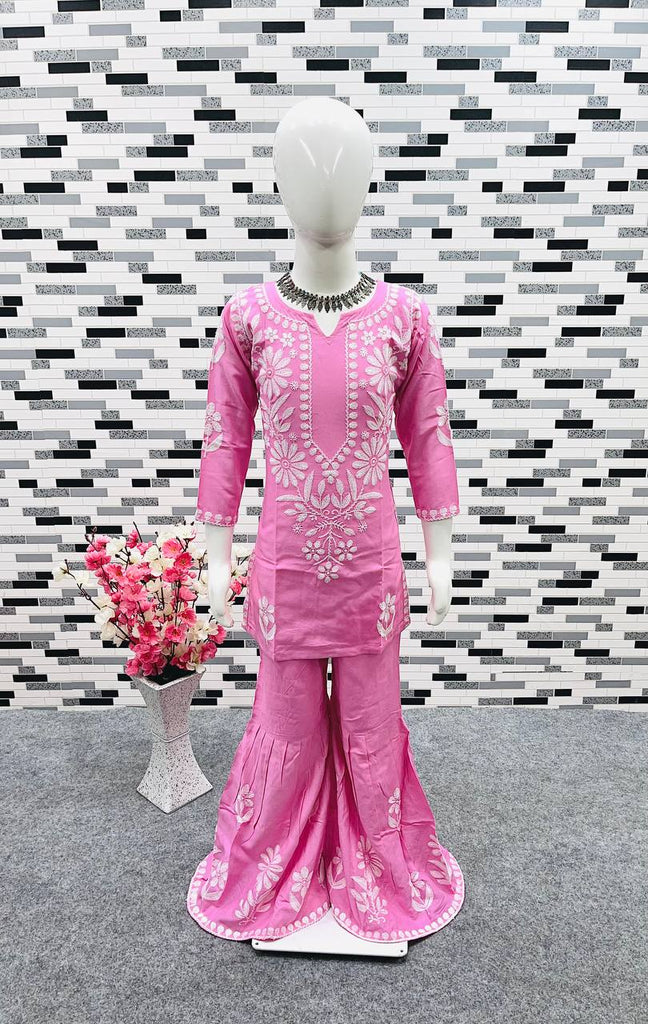 Color_Pink