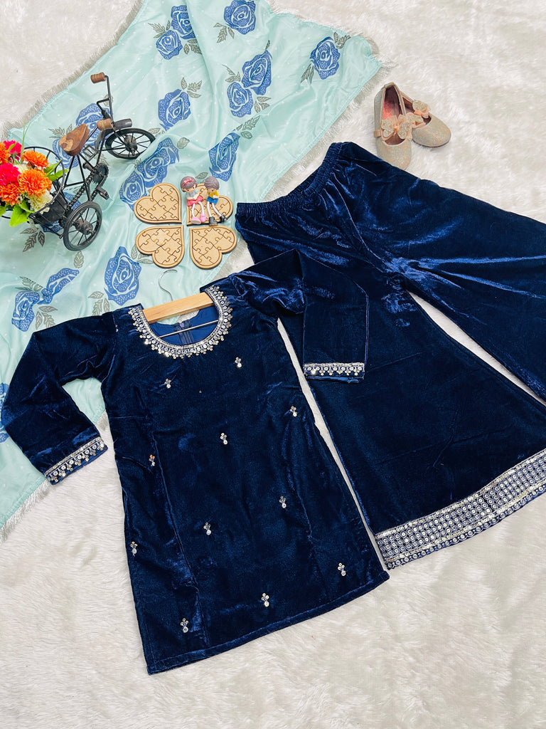 Girl's Blue Art Silk Jacquard Kurta Pant Set With Dupatta
