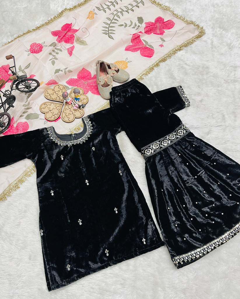 Girl's Black Art Silk Jacquard Kurta Pant Set With Dupatta