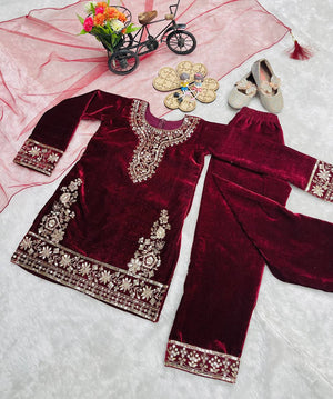 Color_Maroon