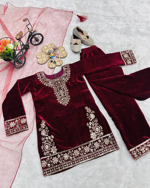 Color_Maroon