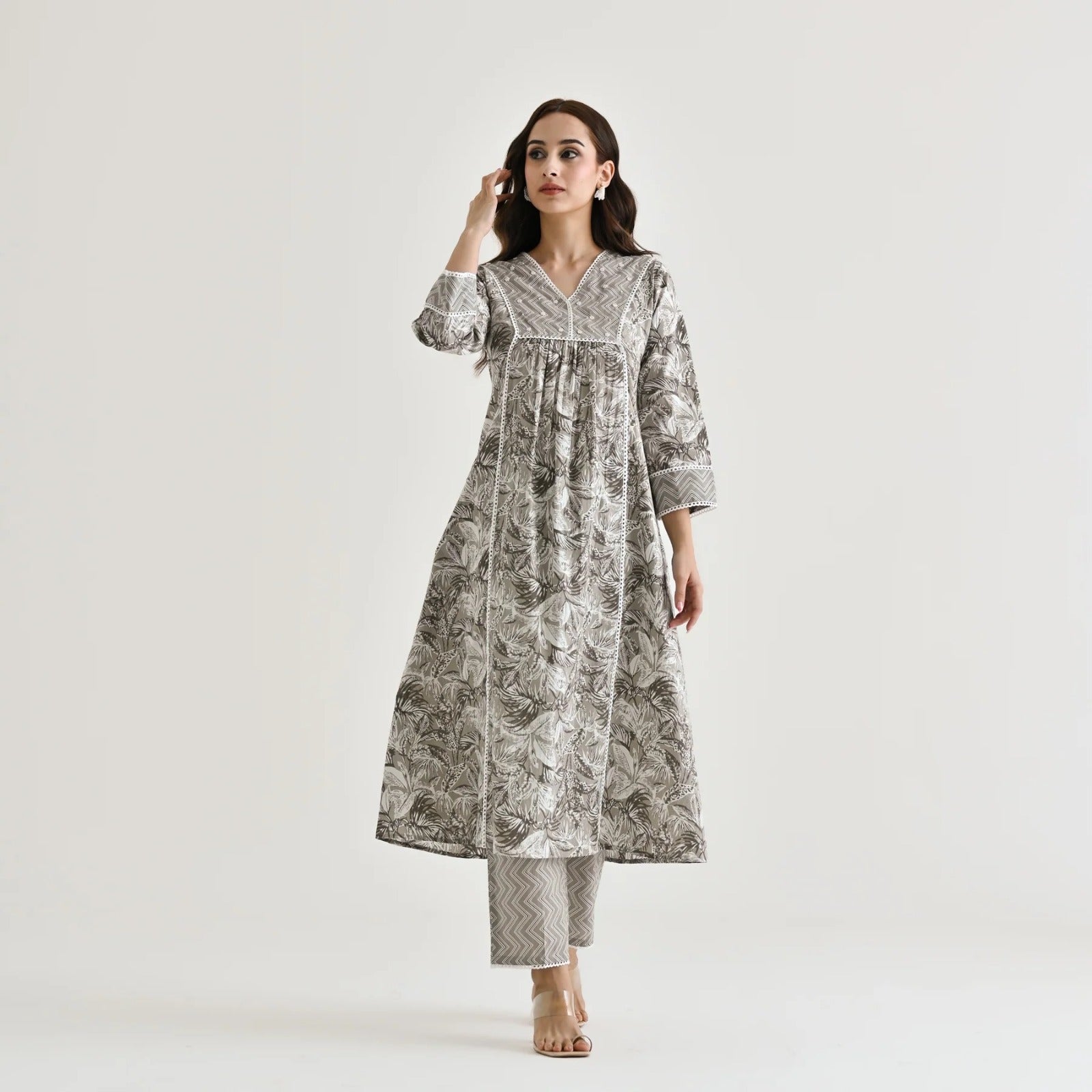 Color_Grey