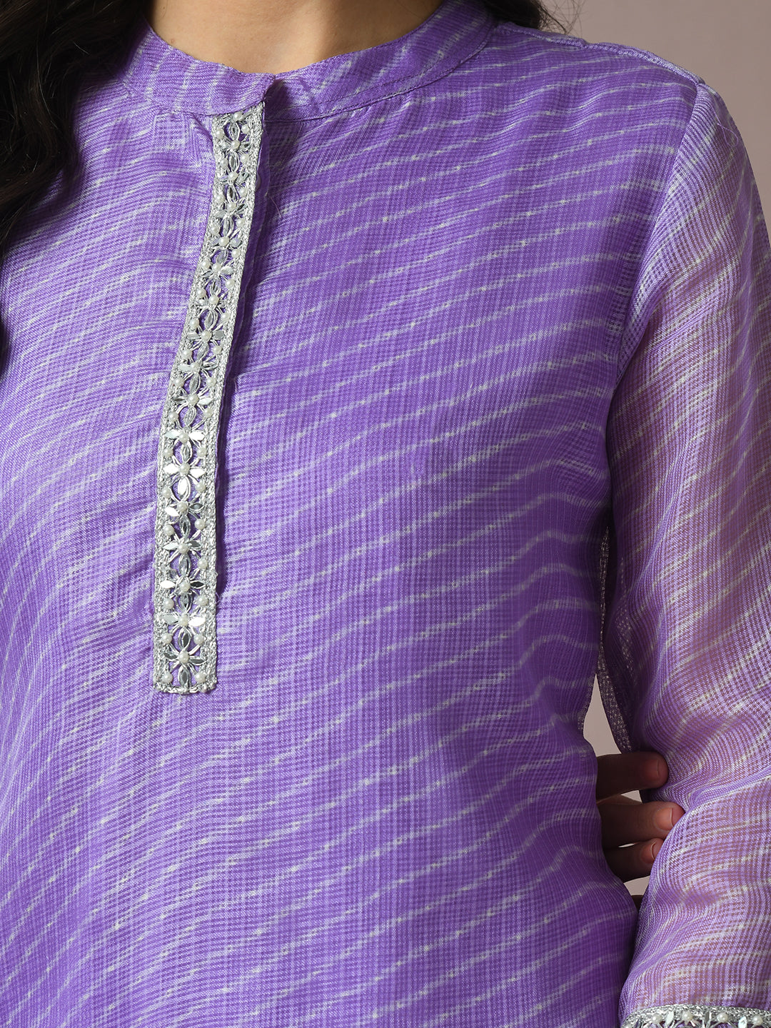 Women's  Lavender Printed Cotton Blend Straight Party Kurta Sets  - Myshka