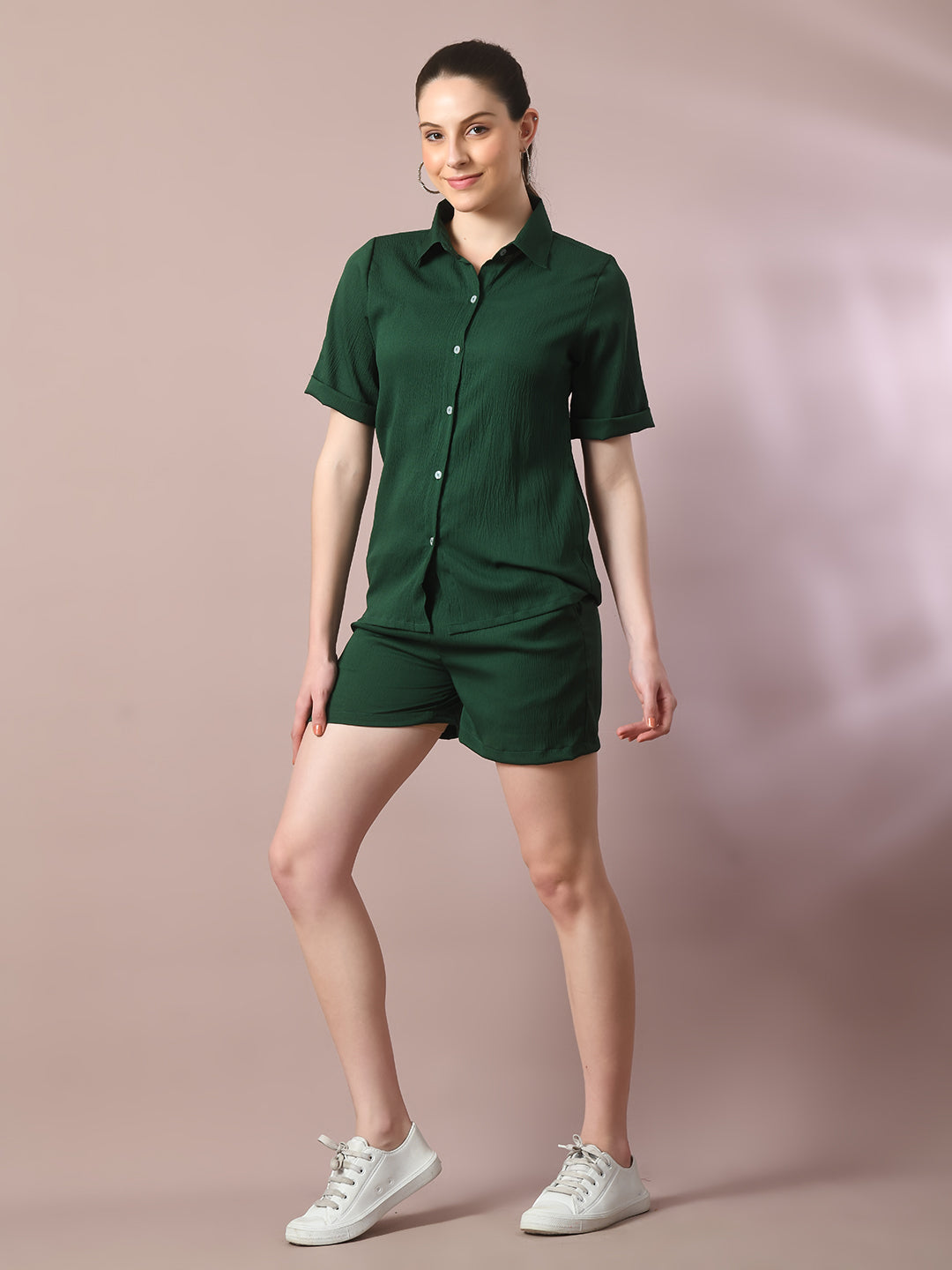 Women's  Green Solid Regular Fit Shirt - Myshka