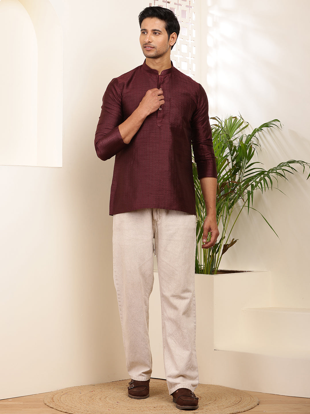 Color_Maroon