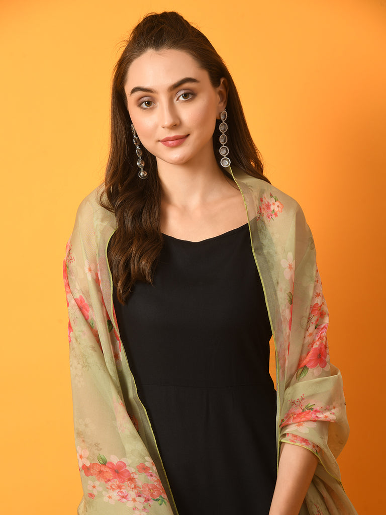 Women's  Black Solid Anarkali Party Kurta Sets With Printed Dupatta