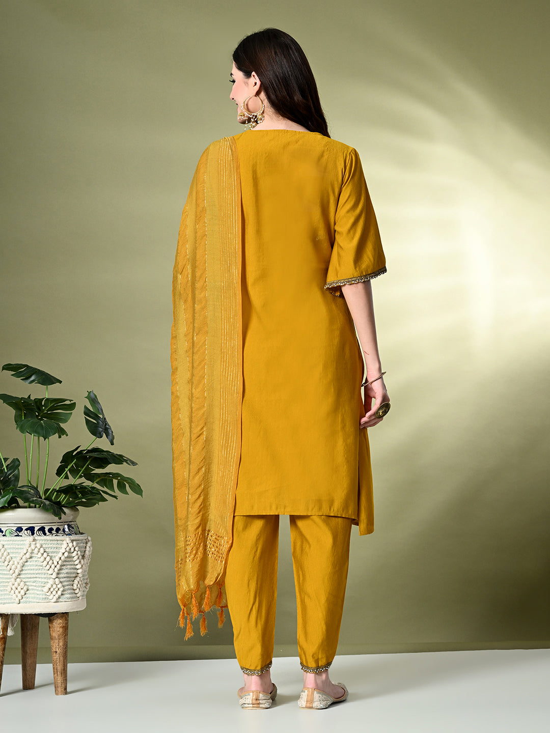 Color-Yellow