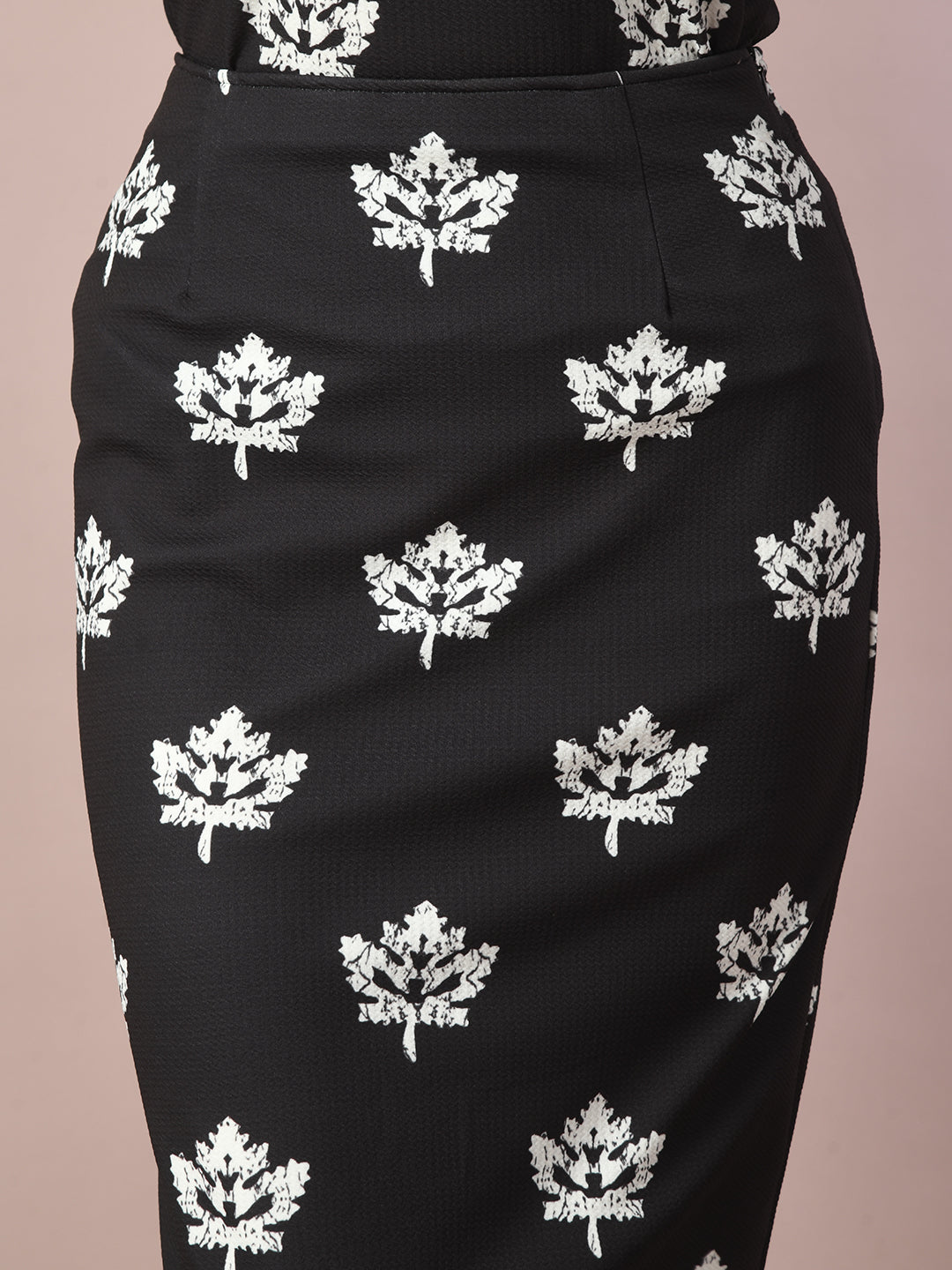 Women's  Black Printed Knee Length Party Embellished Skirts   - Myshka