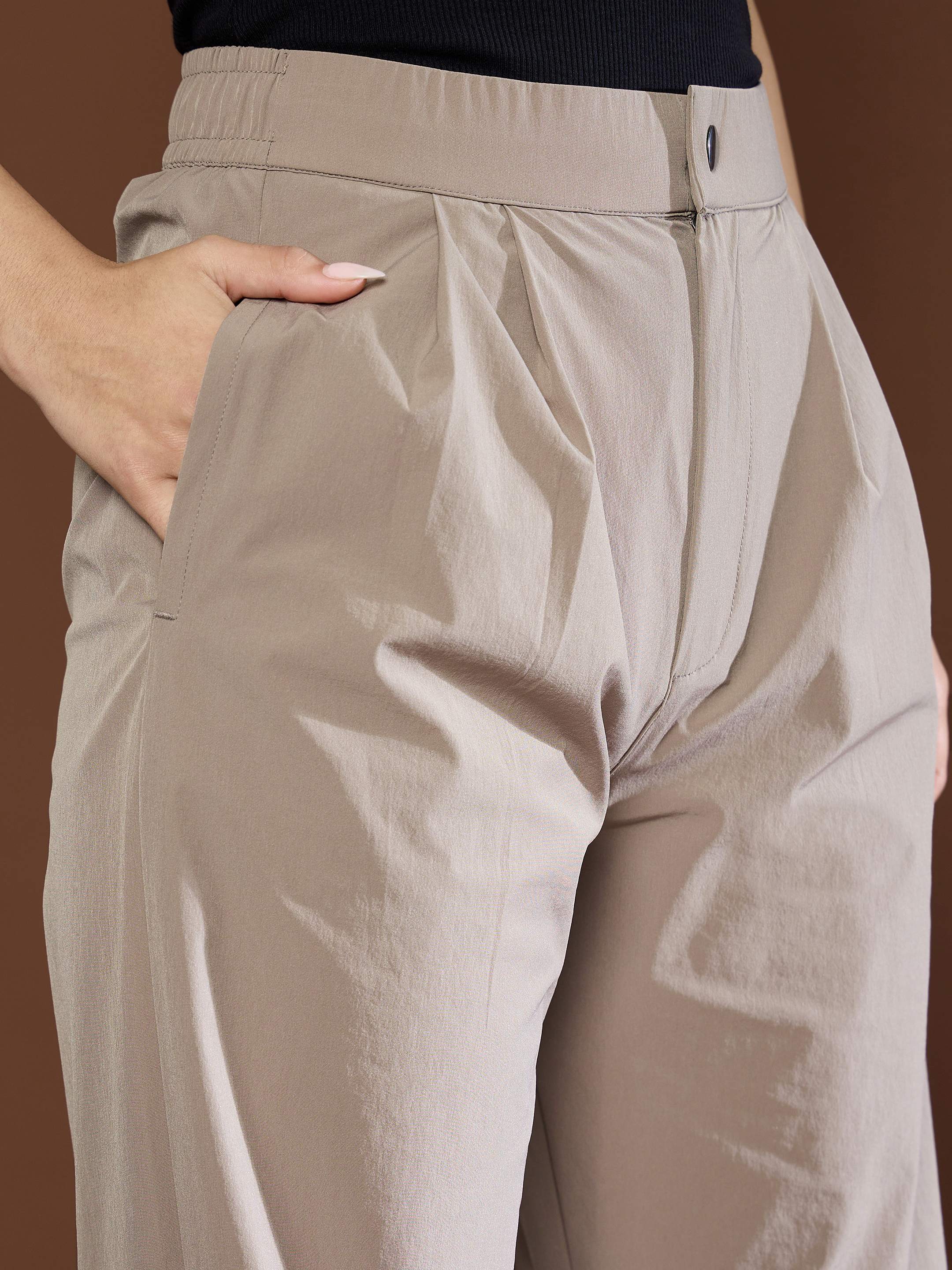 Women's Unisex Taupe Front Dart Baggy Parachute Pants-SASSAFRAS