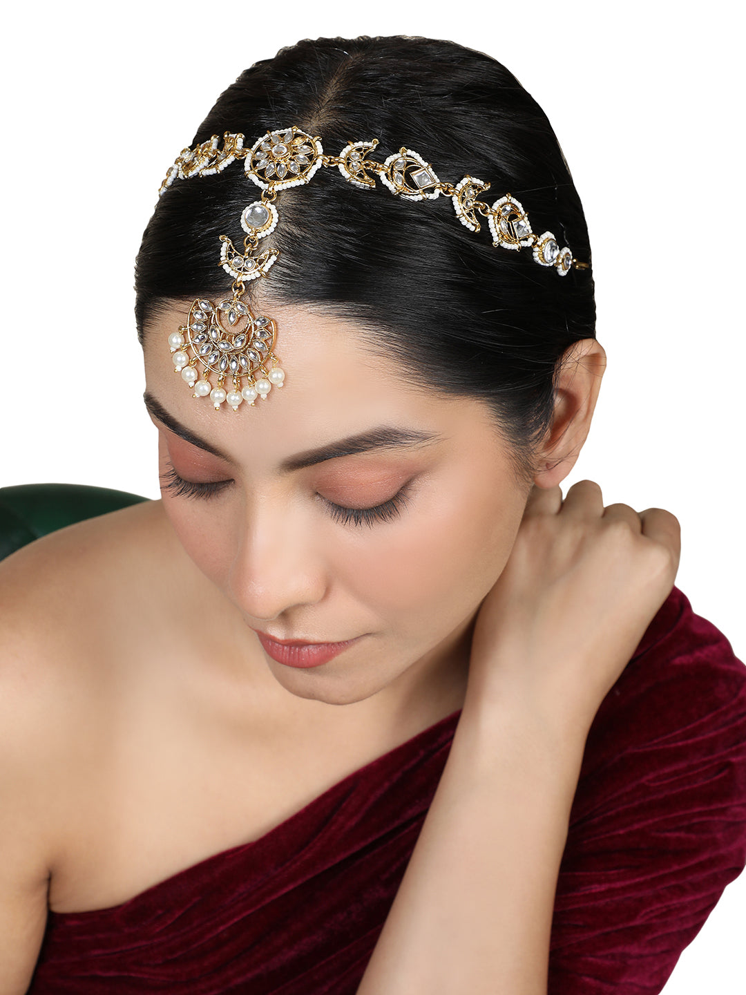 Women's/Girls Ethnic Gold Plated Stone Studded With Pearl Drop Floral Shaped Maangtikk