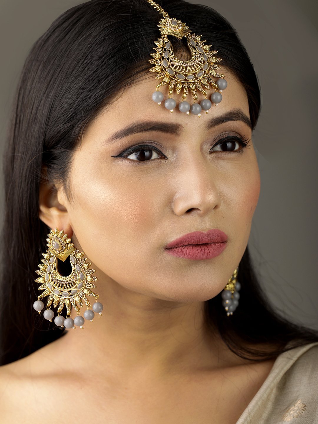 Women's Grey Stone MaangTikka Earring Set