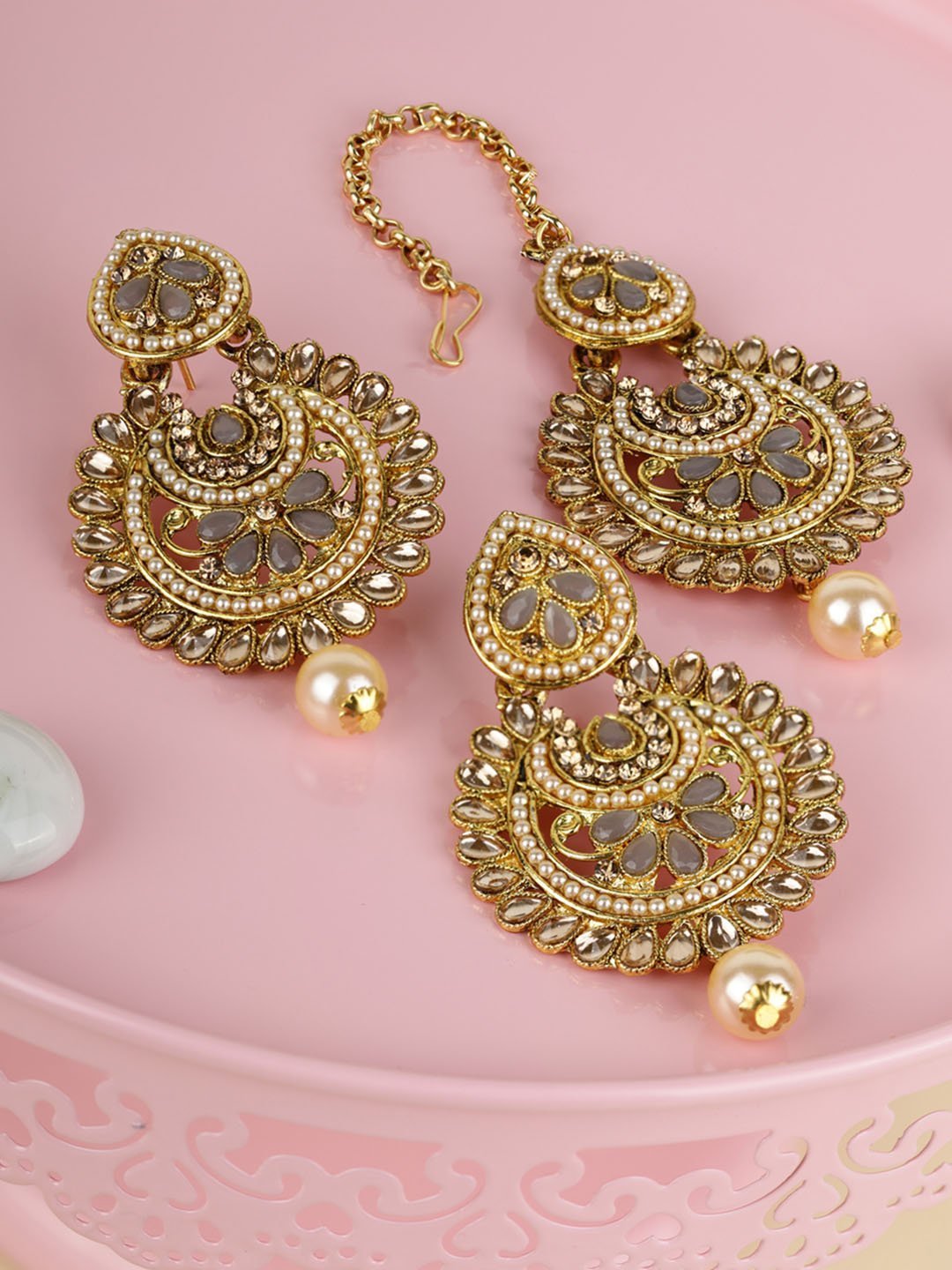 Women's Kundan Grey Stone MaangTikka Earring Set